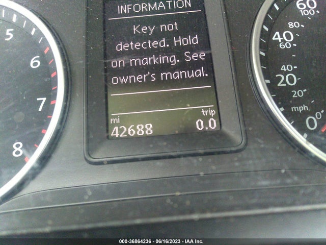 WVGAV7AX1HK049133 Volkswagen TIGUAN