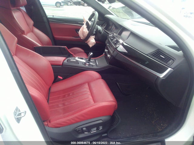 2014 BMW M5, VIN: WBSFV9C5XED593981