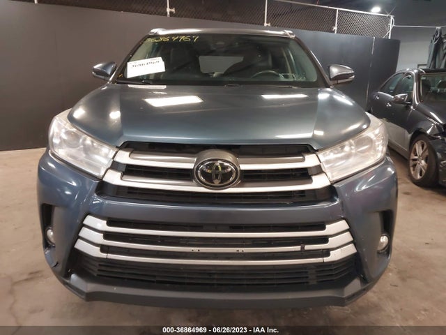 2018 TOYOTA HIGHLANDER SE/XLE VIN: 5TDJZRFH5JS830791