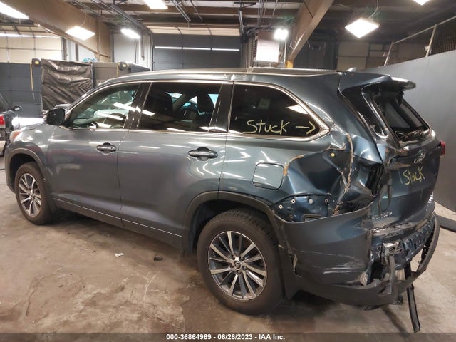 2018 TOYOTA HIGHLANDER SE/XLE VIN: 5TDJZRFH5JS830791
