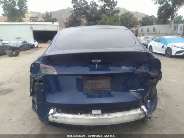 Tesla Model Y Long Range 2021 5YJYGDEE8MF160662 Image 16