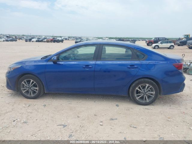 3KPF24AD5NE466471 KIA Forte Lxs