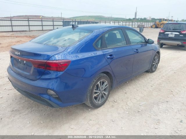 3KPF24AD5NE466471 KIA Forte Lxs