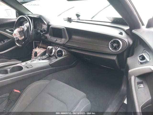 Chevrolet Camaro 1lt 2020 1G1FB3DS7L0135880 Image 5