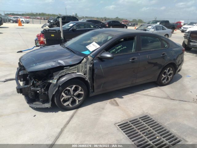 3KPF24AD5ME315337 KIA Forte Lxs