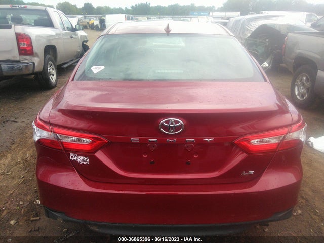 2020 TOYOTA CAMRY LE VIN: 4T1C11AK2LU952197