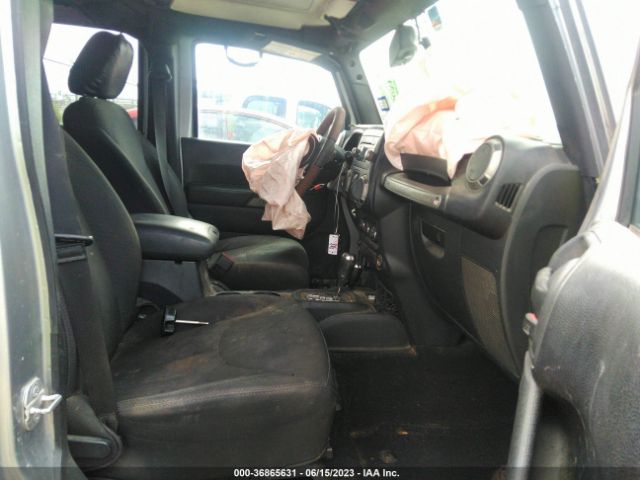 1C4HJWDG5FL653487 Jeep Wrangler Unlimited Sport