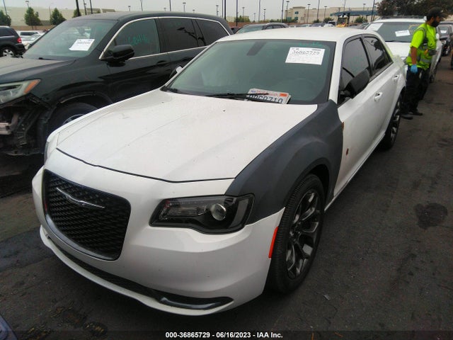 2C3CCAAG2JH320332 Chrysler 300 Touring