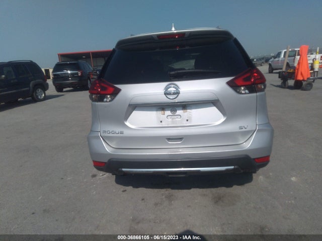 2018 NISSAN ROGUE SV VIN: 5N1AT2MT1JC801821