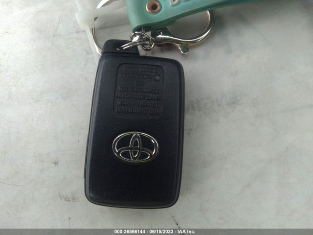 Toyota Prius Four 2015 JTDKN3DU2F2003732 Image 11