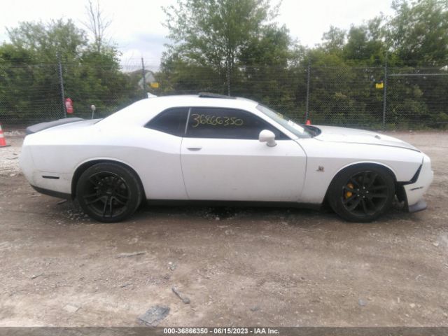 2C3CDZFJ1GH221607 Dodge Challenger R/t Scat Pack