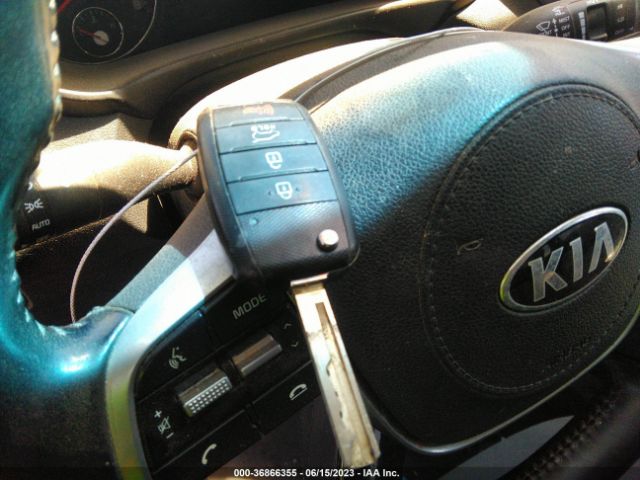 5XYPG4A5XKG474448 KIA Sorento Lx V6