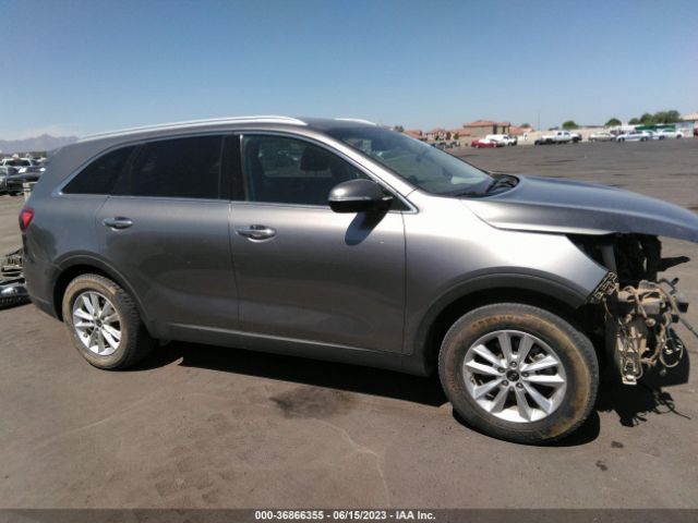 5XYPG4A5XKG474448 KIA Sorento Lx V6