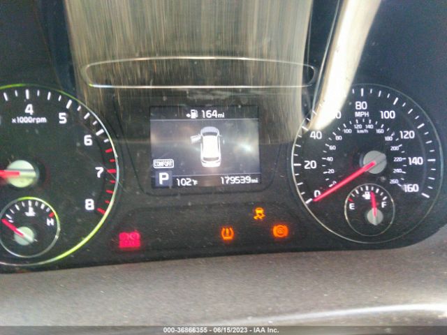 5XYPG4A5XKG474448 KIA Sorento Lx V6