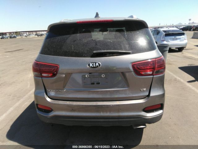 5XYPG4A5XKG474448 KIA Sorento Lx V6