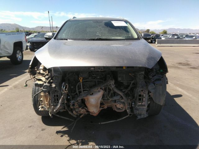 5XYPG4A5XKG474448 KIA Sorento Lx V6