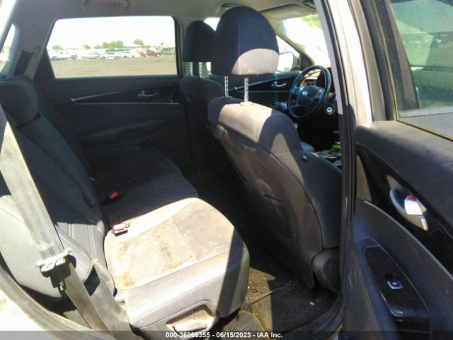 5XYPG4A5XKG474448 KIA Sorento Lx V6