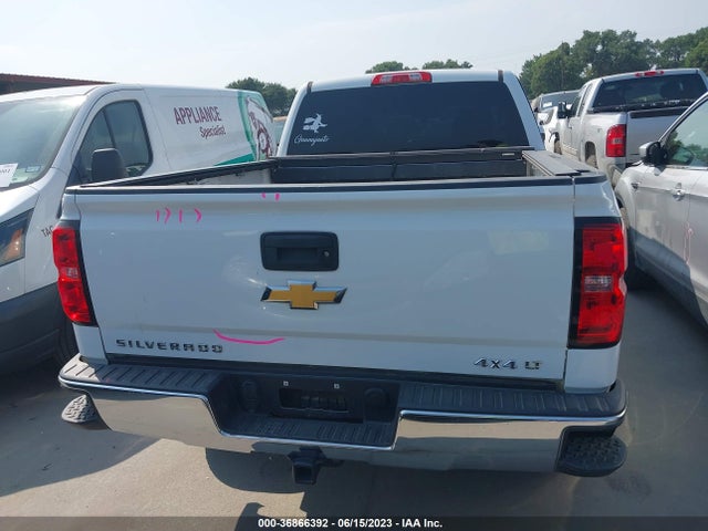 2018 CHEVROLET SILVERADO 1500 LT VIN: 1GCRCREC7JZ371580