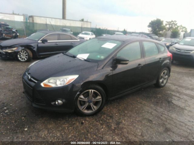 1FADP3K21EL352951 Ford FOCUS SE