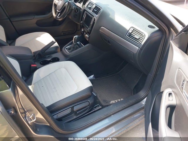 3VWD17AJ5GM299858 Volkswagen Jetta Sedan 1.8t Sport