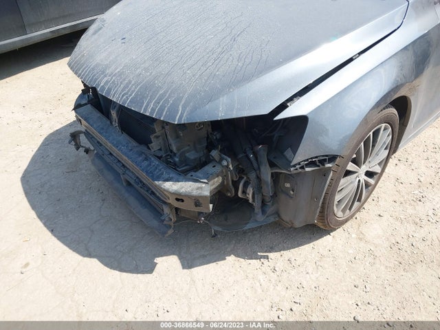 3VWD17AJ5GM299858 Volkswagen Jetta Sedan 1.8t Sport