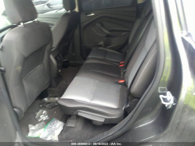 1FMCU9GD4JUA63235 Ford ESCAPE SE
