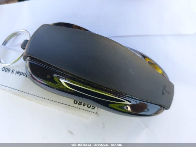 5YJSA1E21HF176333 Tesla Model S 100d/90d/75d/60d/p100d