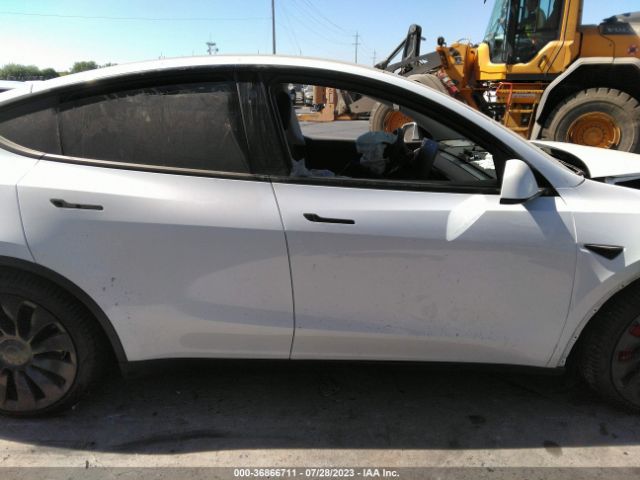 7SAYGDEFXNF451113 Tesla Model Y Performance