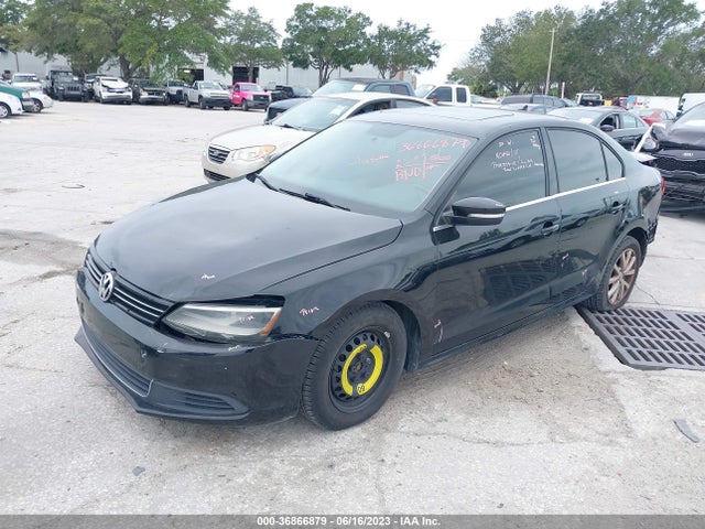 2013 VOLKSWAGEN JETTA SEDAN SE W/CONVENIENCE/SUNROOF VIN: 3VWDX7AJ9DM454275