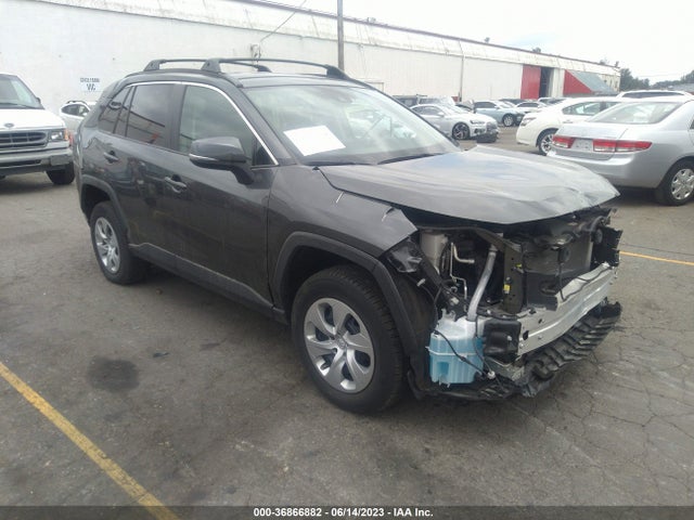 Toyota RAV4 LE 2020 2T3G1RFV7LC065920 Image 1