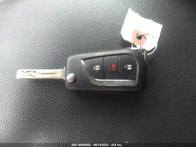 Toyota RAV4 LE 2020 2T3G1RFV7LC065920 Image 3