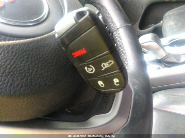 1C4RJFBG9KC653008 Jeep Grand Cherokee Limited