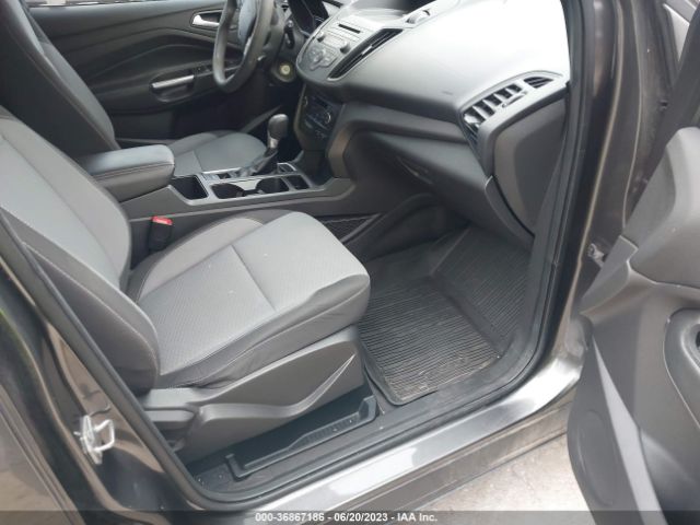 1FMCU0GD9HUB15285 Ford ESCAPE SE