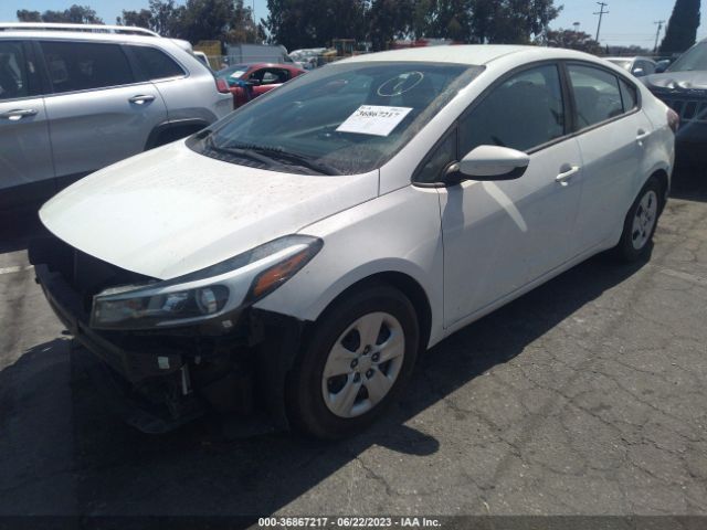 3KPFK4A71JE230923 KIA FORTE LX