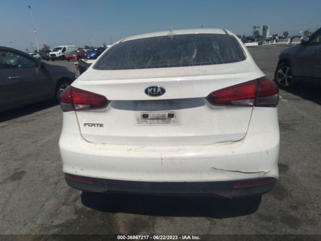3KPFK4A71JE230923 KIA FORTE LX