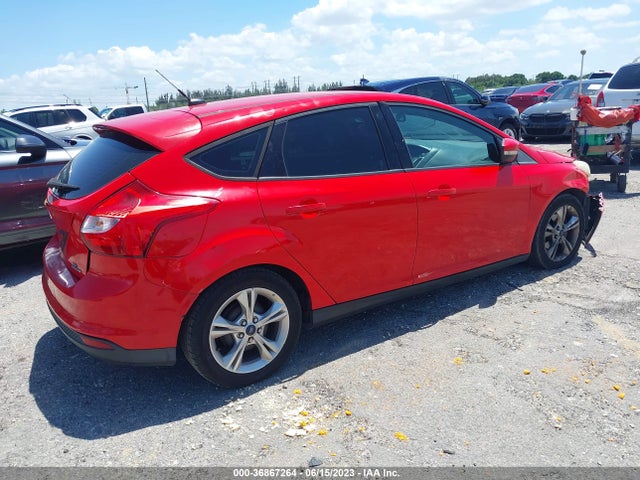 Ford FOCUS SE 2014 1FADP3K28EL324239 Image 4