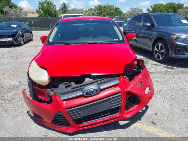 Ford FOCUS SE 2014 1FADP3K28EL324239 Image 6