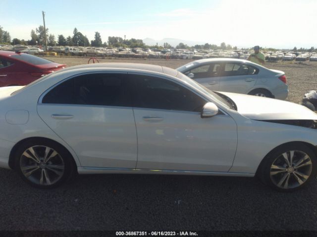55SWF4JB6FU065735 Mercedes-Benz C-class C 300