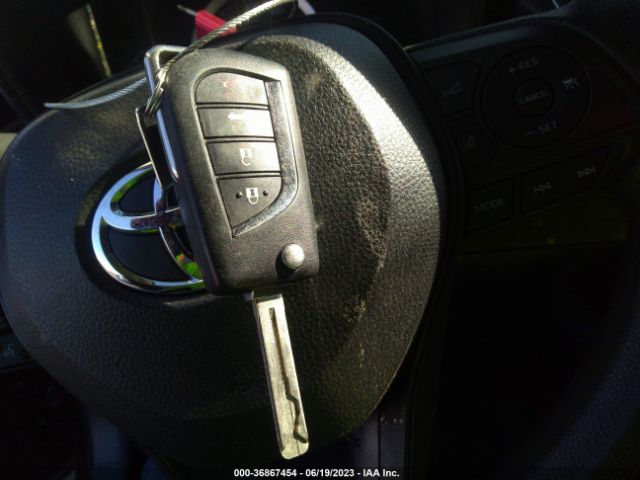5YFEPMAE1NP271729 Toyota COROLLA LE