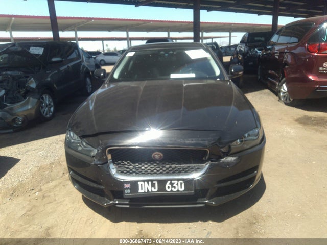SAJAD4FN9JCP33572 Jaguar Xe 20d Premium