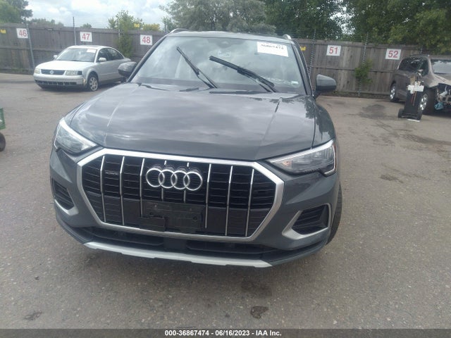 WA1AUCF38M1135264 Audi Q3 PREMIUM