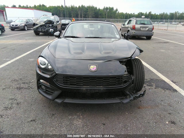 JC1NFAEK7J0138055 Fiat 124 Spider Abarth