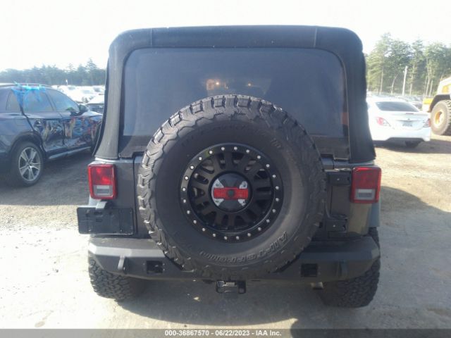 1C4BJWDG2HL503037 Jeep Wrangler Unlimited Sport