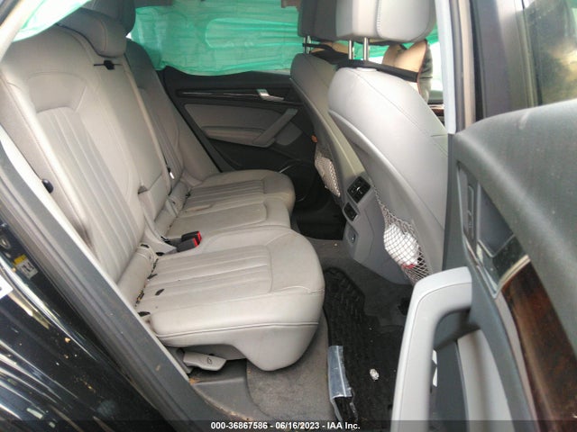 WA1BNAFY6L2048361 Audi Q5 Premium Plus