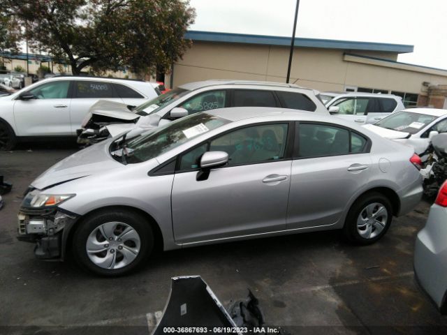 19XFB2F53FE248925 Honda Civic Sedan Lx