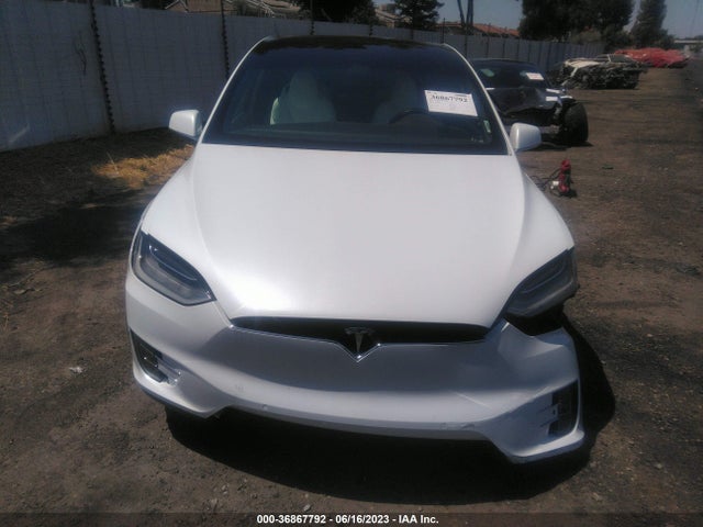 Tesla Model X 75d/100d/p100d 2018 5YJXCBE20JF101151 Image 3