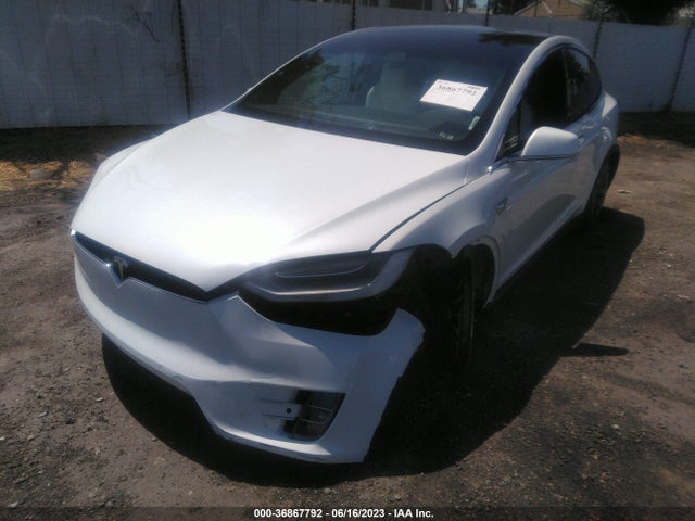 Tesla Model X 75d/100d/p100d 2018 5YJXCBE20JF101151 Image 13