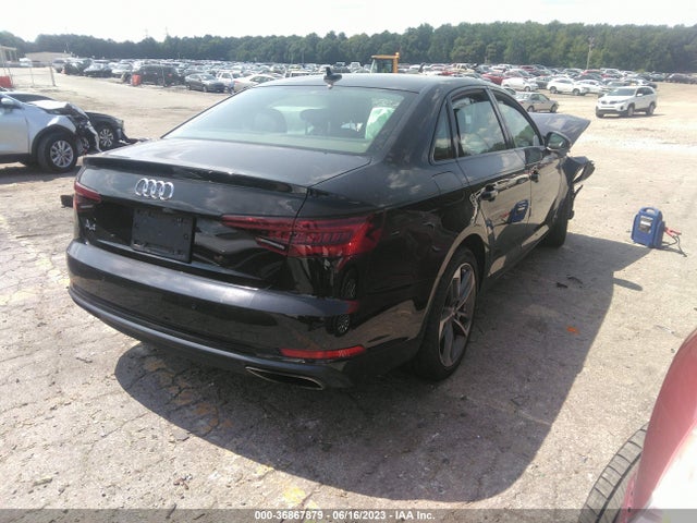 WAUGMAF4XKN015045 Audi A4 Premium/titanium Premium