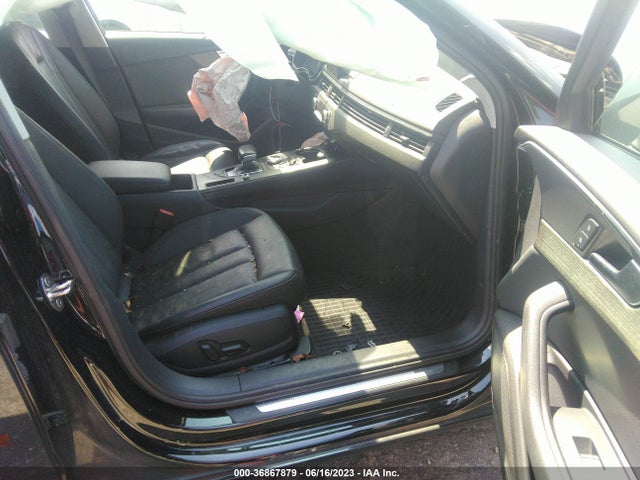 WAUGMAF4XKN015045 Audi A4 Premium/titanium Premium
