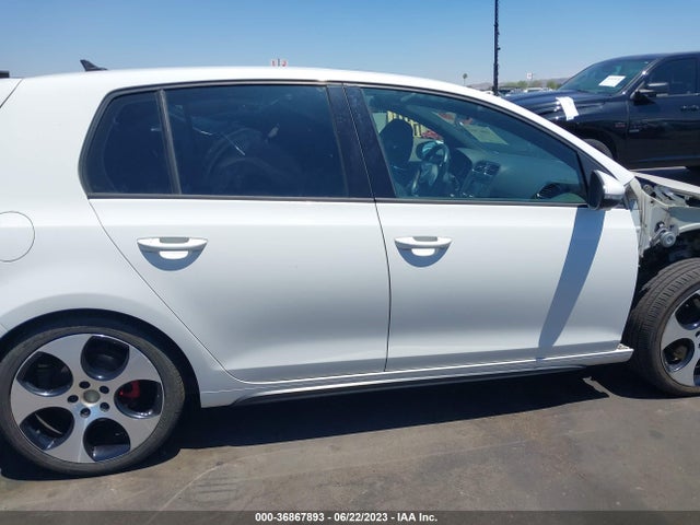 2012 VOLKSWAGEN GTI W/SUNROOF & NAVI VIN: WVWHV7AJ5CW266877